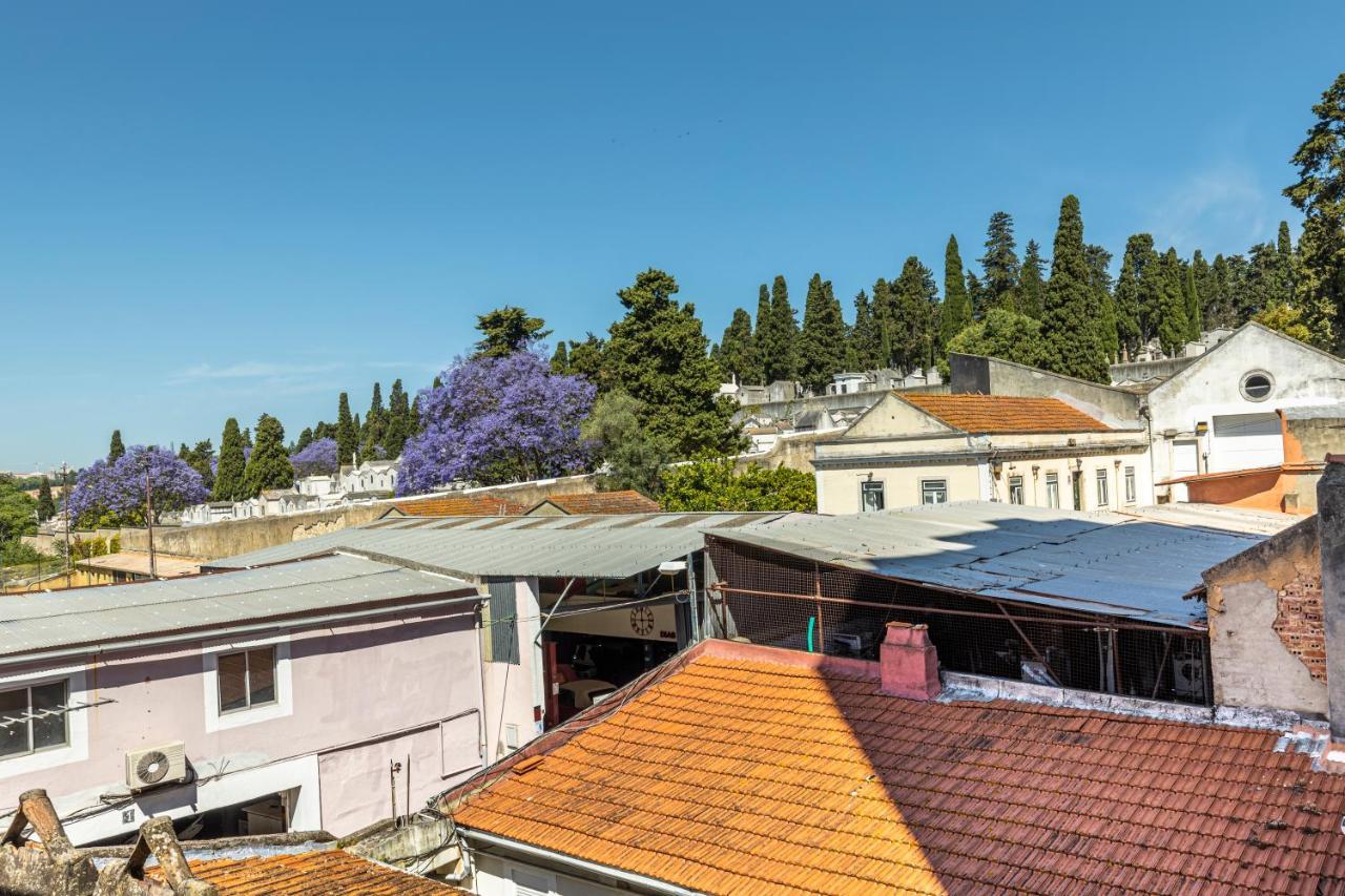 Comfy 3 Bedroom Apartment Campo De Ourique Lisbon Luaran gambar